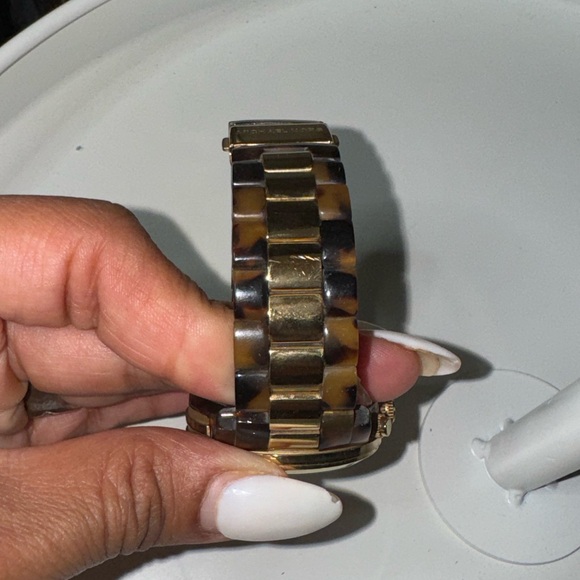 Michael kors watch main image 6